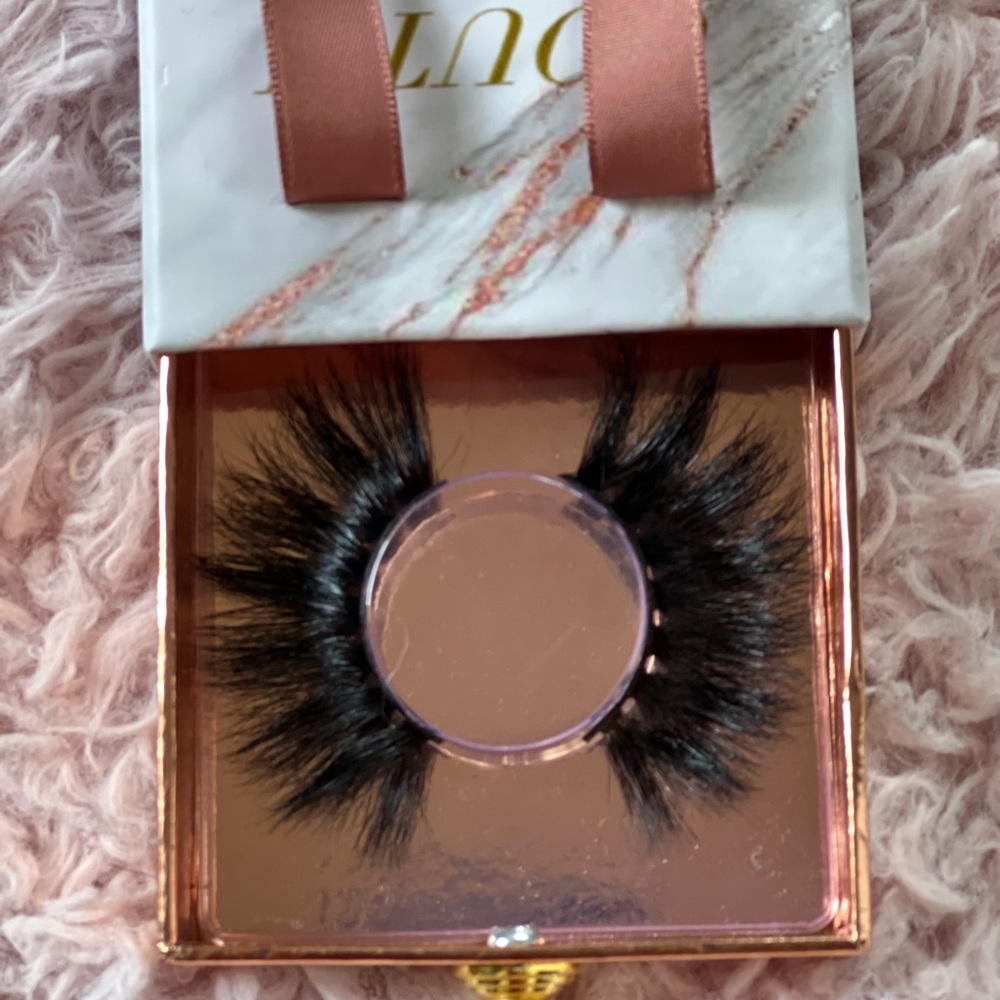 Mink Eyelashes